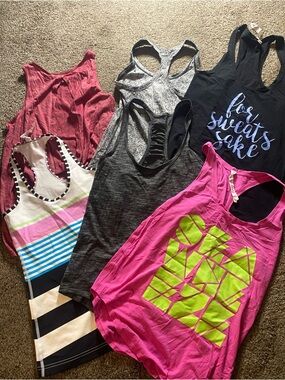 Lululemon bundle, size 4 tank tops